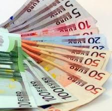 Трейдерам: EUR/USD продолжает укрепляется?