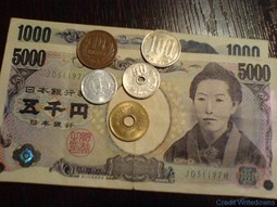 Иена существенно подешевела против доллара США