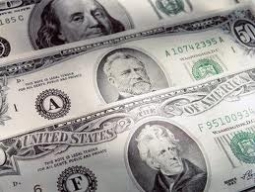 Трейдерам: почему доллар США продолжает укрепляться?