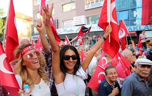 Турки на демонстрации